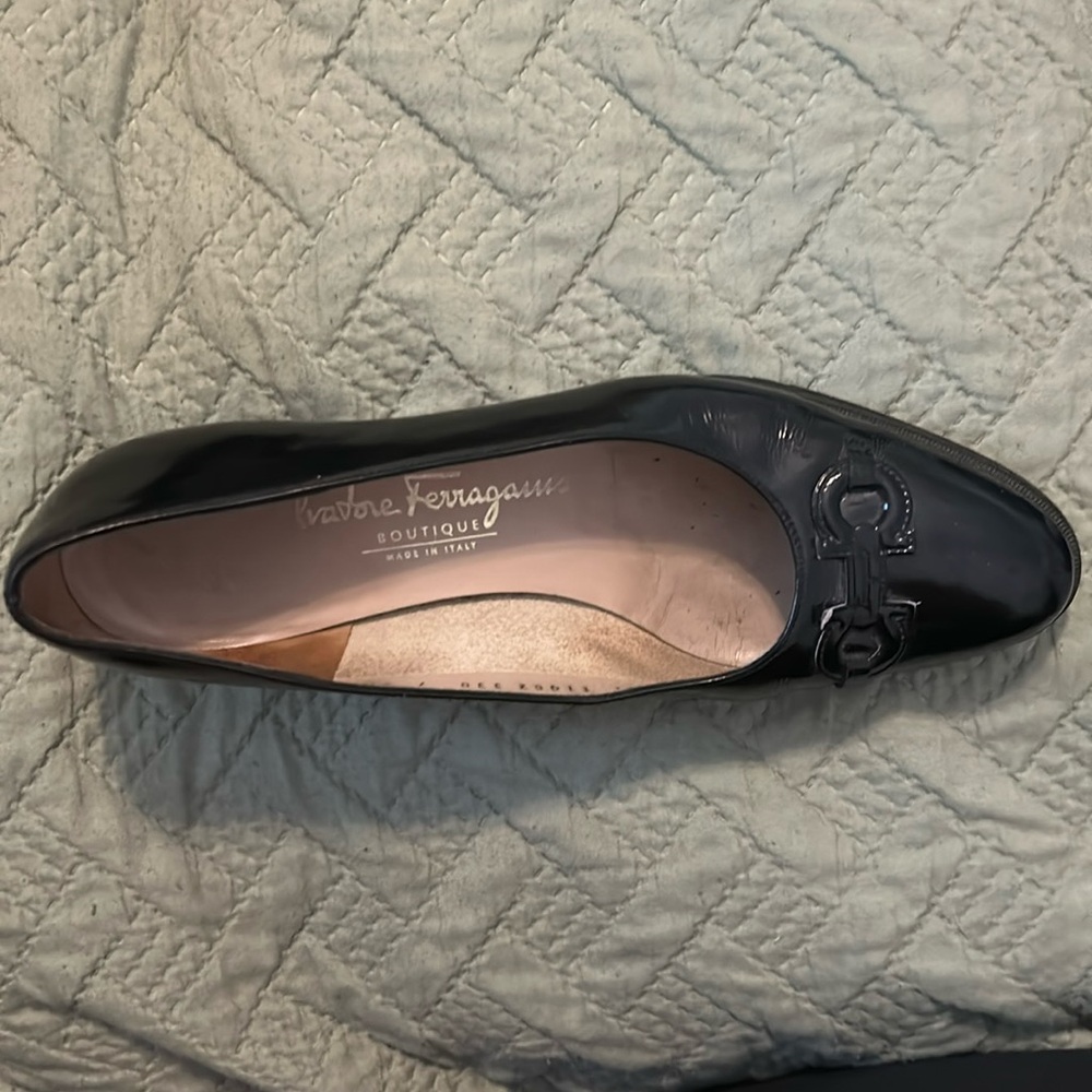 Lightly use Salvatore Ferragamo flats